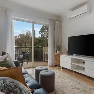 Carrington Views,3 Bedrooms, Cbd, Parking Adelaide